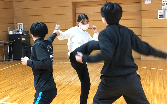 現代アクション