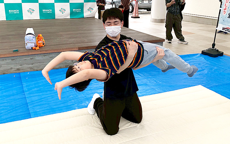 成果発表及びフィードバック