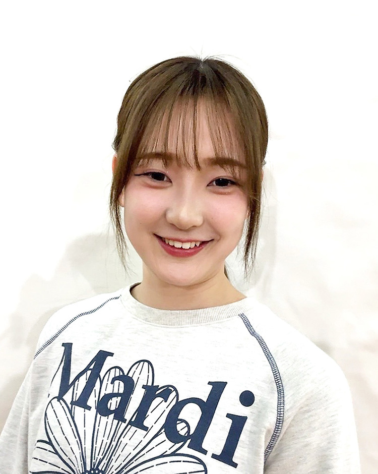門野 亜美(かどの あみ)