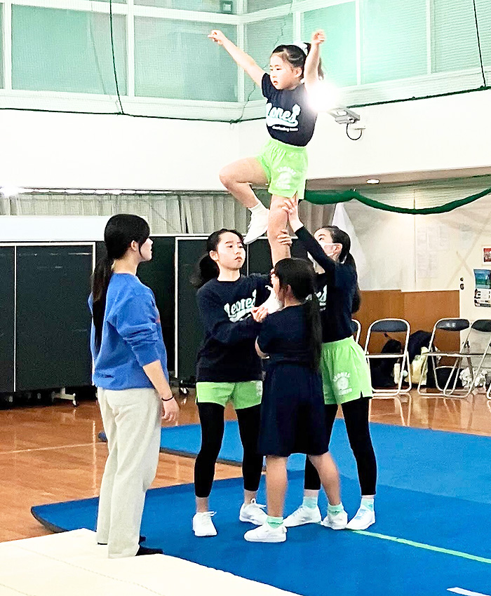 ワーサル行徳校チアリーディングチーム「LEONES」体験会