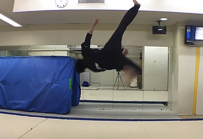 ダンサー（20代・男性）