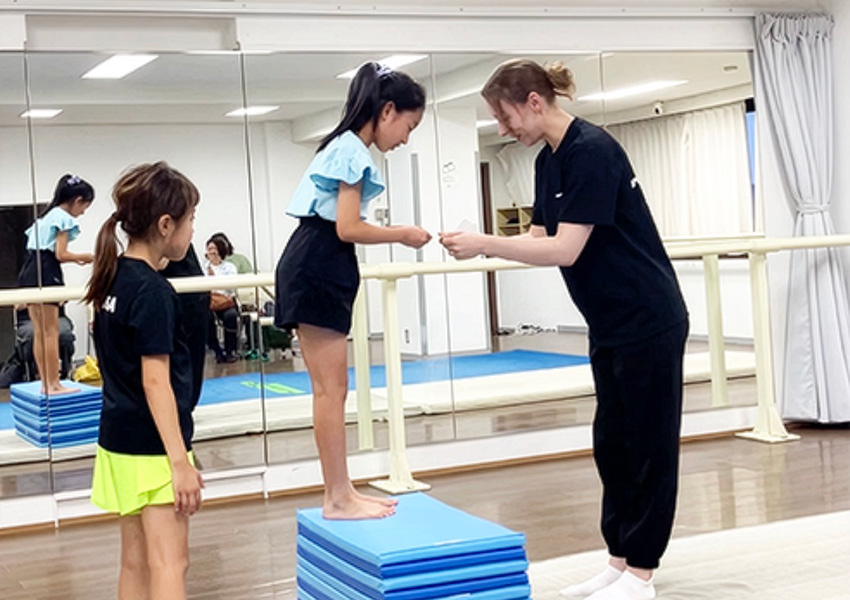 バク転チャレンジデー特別企画「バク転マスター認定試験」