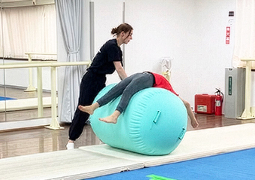 バク転チャレンジデー特別企画「バク転マスター認定試験」