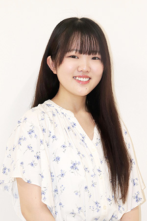 榊原 楓香